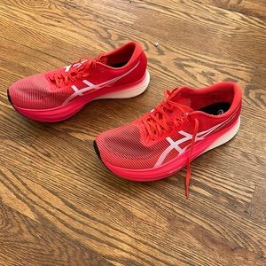 ASICS Metaspeed Sky+ (7 miles) 9.5M